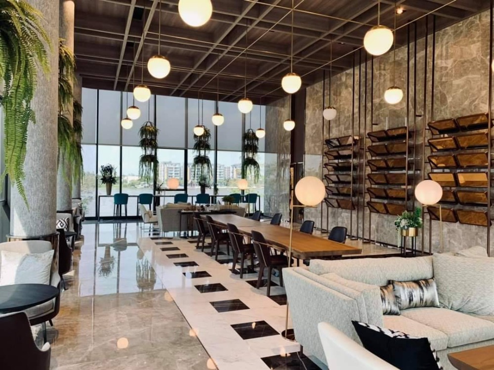For RentCondoRattanathibet, Sanambinna : Luxury condo on the most beautiful curve of the Chao Phraya River.