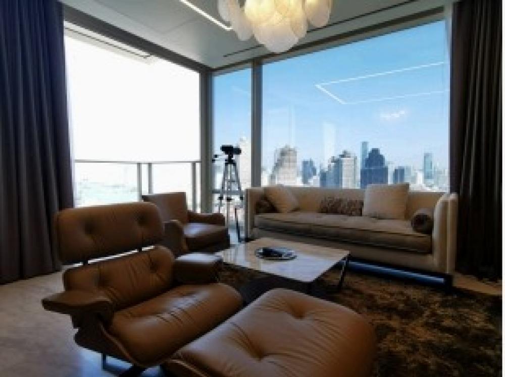 ขายคอนโดสาทร นราธิวาส : Four season private residence