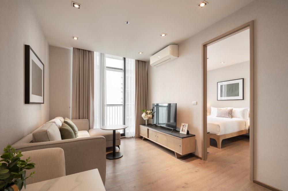 For RentCondoSukhumvit, Asoke, Thonglor : 🔥 🔥 PARK ORIGIN Sukhumvit 24 Condo for rent, 1 bedroom 🔥 Near BTS PhromPhong 🔥.