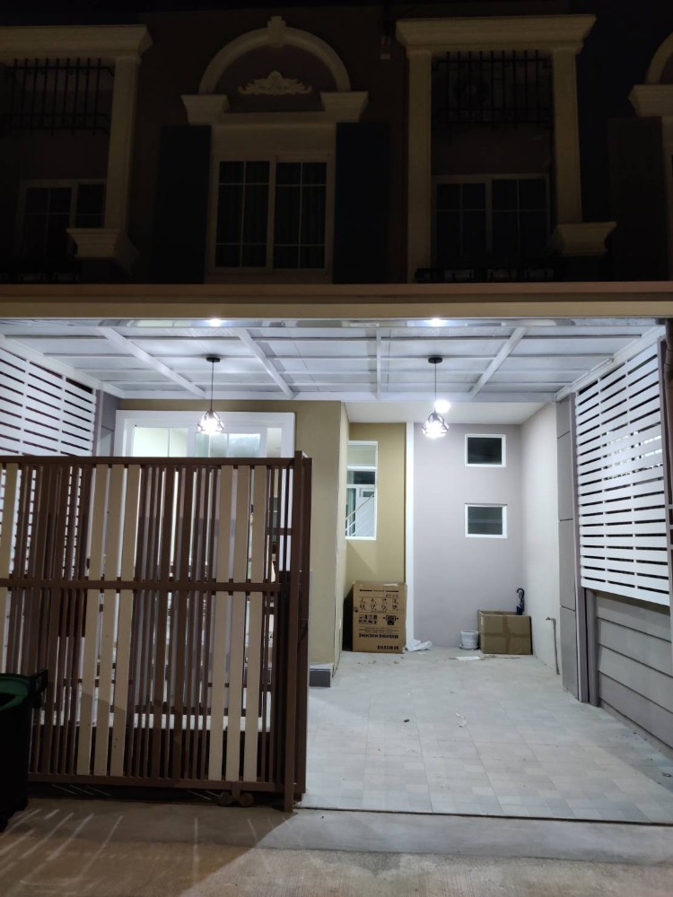 ให้เช่าทาวน์โฮมบางแค เพชรเกษม : Golden Town2 Bangkae for rent