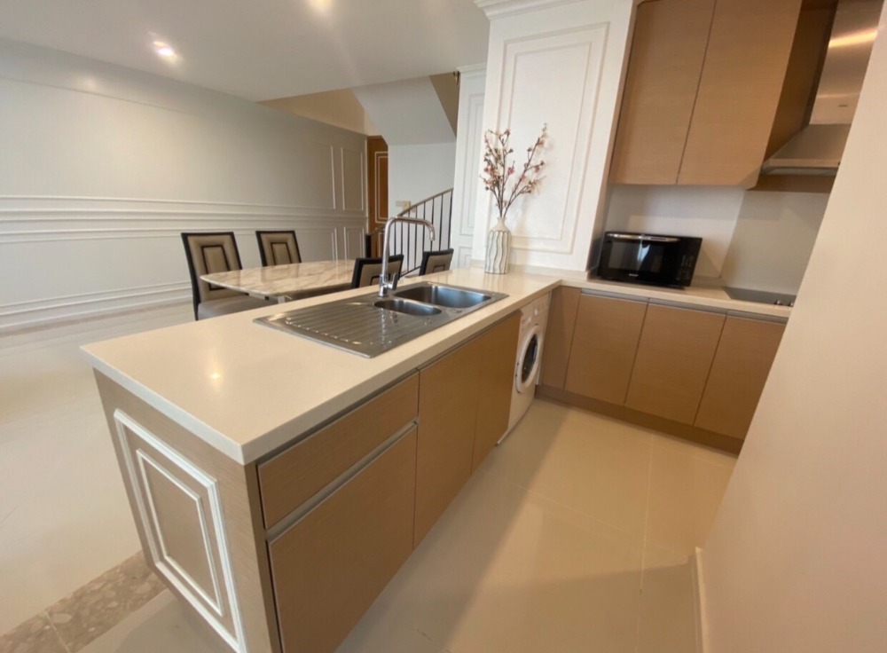 ให้เช่าคอนโดสาทร นราธิวาส : The empire place sathorn for rent