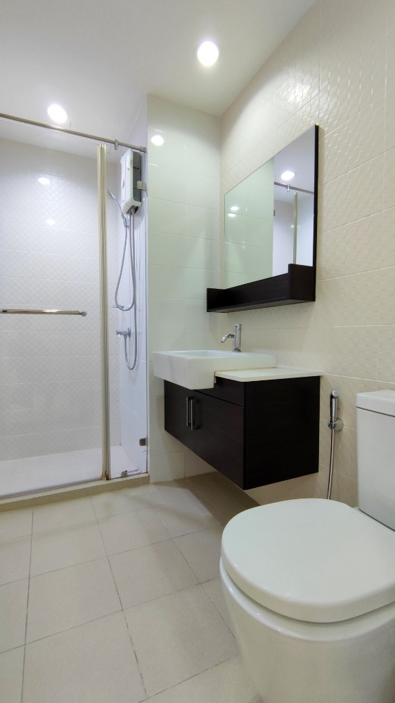 For SaleCondoRama9, Petchburi, RCA : Condo for sale, The Mark Ratchada-Airport Link, 1 bedroom, 39 sqm., 10th floor, near Rama 9 intersection and MRT, beautiful room, peaceful, fully furnished, ready to move in