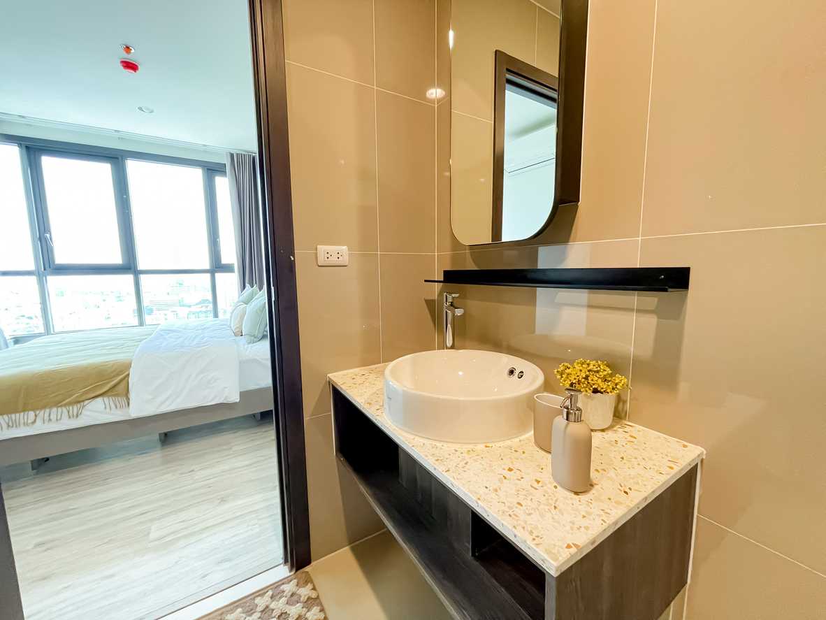 For RentCondoRatchadapisek, Huaikwang, Suttisan : 🔥Urgent for rent🔥 XT Huai Khwang, 1 bedroom, fully furnished, walk-in closet, near MRT Huai Khwang ❗