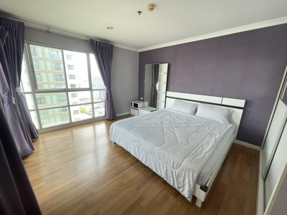 ให้เช่าคอนโดพระราม 9 เพชรบุรีตัดใหม่ RCA : ให้เช่า คอนโด ลุมพินี เพลส พระราม 9-รัชดา LUMPINI PLACE พระราม 9 – รัชดา  ใกล้รถไฟฟ้า MRT พระราม 9 ใกล้แยกอสมท. ตึก C ชั้น 17ห้องขนาด 70 ตรม.2 ห้องนอน 2 ห้องน้ำ ห้องรับแขก ห้องครัวห้องครัวตกแต่งใหม่ เครื่องใช้ไฟฟ้า ตู้เย็นทีวีเตียงพร้อมที่นอนเครื่องซักผ้า