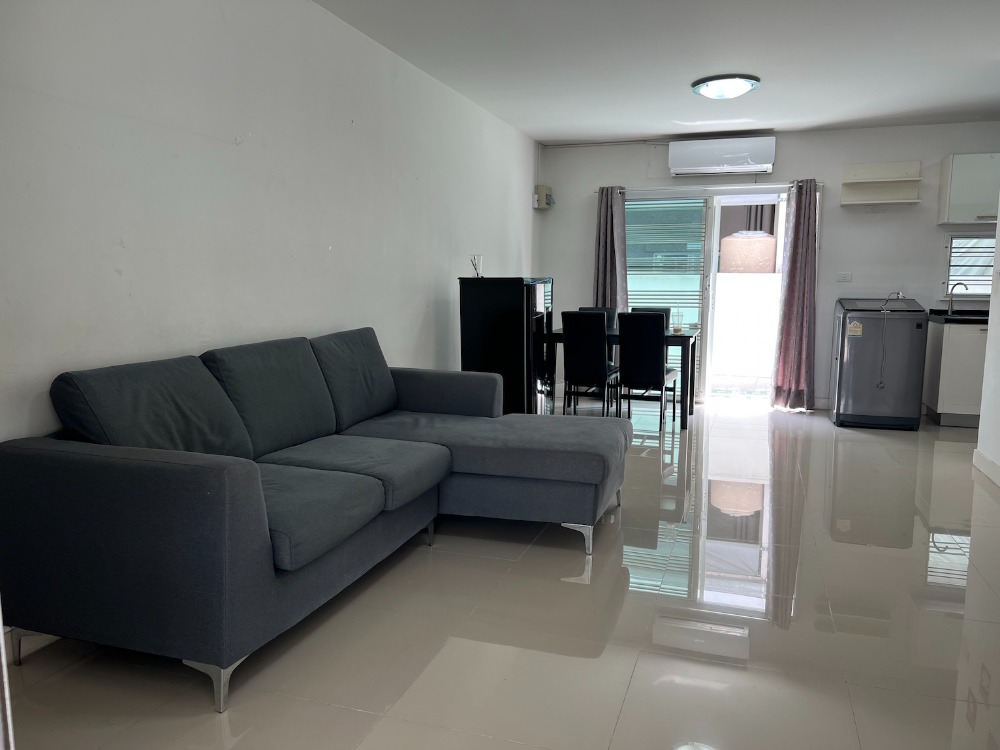 For SaleTownhomeChaengwatana, Muangthong : Sale with tenant Townhouse: Pleno Tiwanon-Chaengwattana: 2 floors, 3 bedrooms, 2 bathrooms, size 20 sq m, 124 sq m.