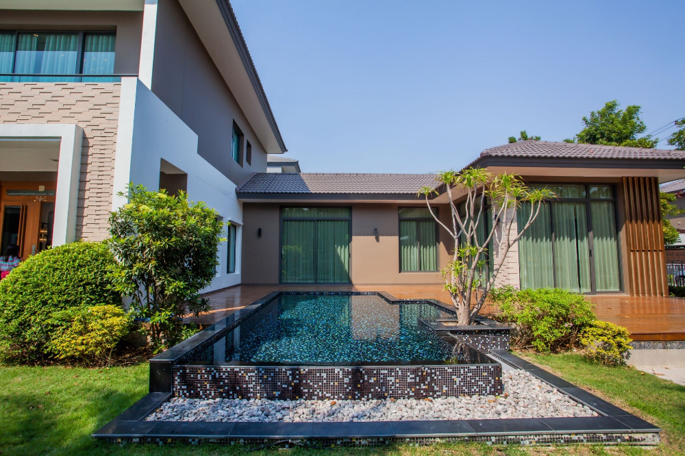 For SaleHouseBangna, Bearing, Lasalle : Sell, rent, single house, luxury project The Grand Luxe Bangna Suan Luang THE GRAND LUX BANGNA SUANLUANG on Kanchanaphisek Road, Dok Mai Prawet, near Thap Chang Expressway Thap Chang BTS