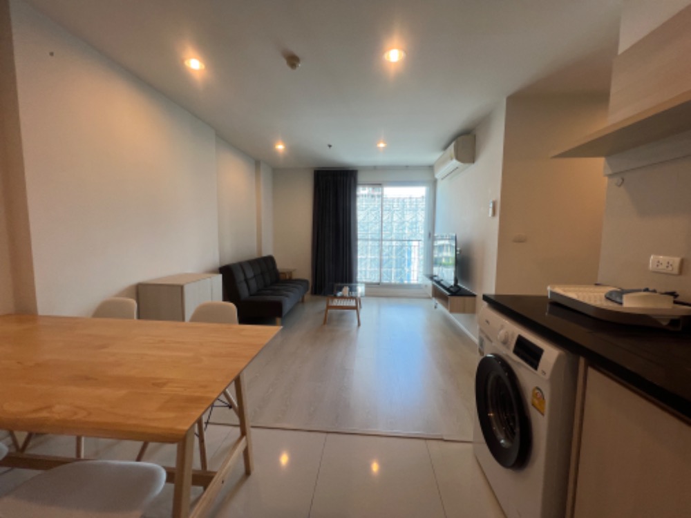 For RentCondoSathorn, Narathiwat : for rent Rhythm sathorn narathiwas 2 bed super deal !! 60sqm