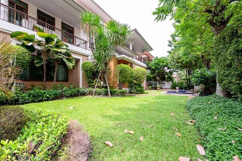 For RentHousePattanakan, Srinakarin : 5bedroom single house for rent and sale