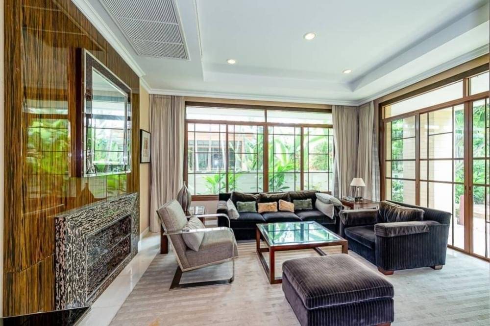 For RentHousePattanakan, Srinakarin : 5bedroom single house for rent and sale