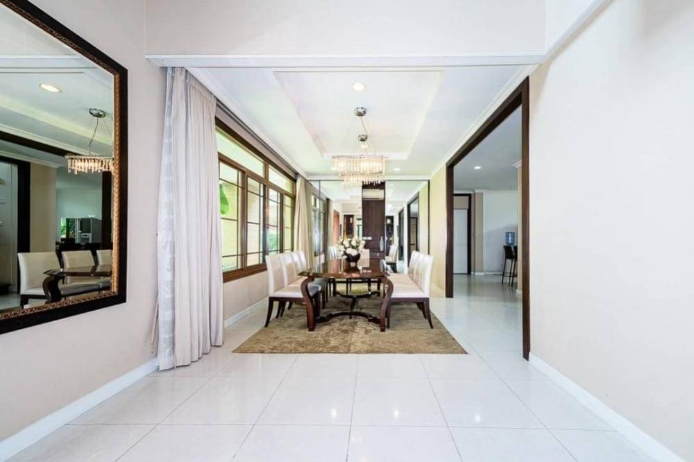 For RentHousePattanakan, Srinakarin : 5bedroom single house for rent and sale