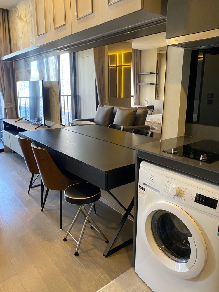 ให้เช่าคอนโดสุขุมวิท อโศก ทองหล่อ : FOR RENT ** Ashton Asoke ห้องสวย ราคาดีมาก @30,500/month call 096-2615656