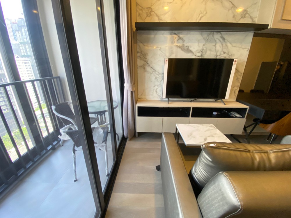 ให้เช่าคอนโดสุขุมวิท อโศก ทองหล่อ : FOR RENT ** Ashton Asoke ห้องสวย ราคาดีมาก @30,500/month call 096-2615656