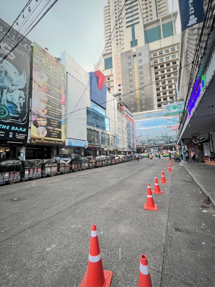 ขายอาคารพาณิชย์ราชเทวี พญาไท : ขายอาคารพาณิชย์ 4 ชั้น ย่านประตูน้ำ ใกล้ตึกใบหยก  ซอยราชปรารภ 1