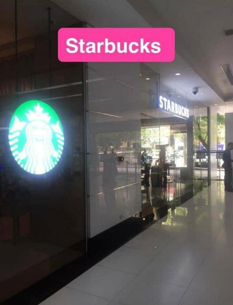 For RentOfficeSukhumvit, Asoke, Thonglor : Office space for rent  Ocean Tower 2, near BTS, Asoke, 33, area of ​​210 sq.m., rental 130,000 baht per month*