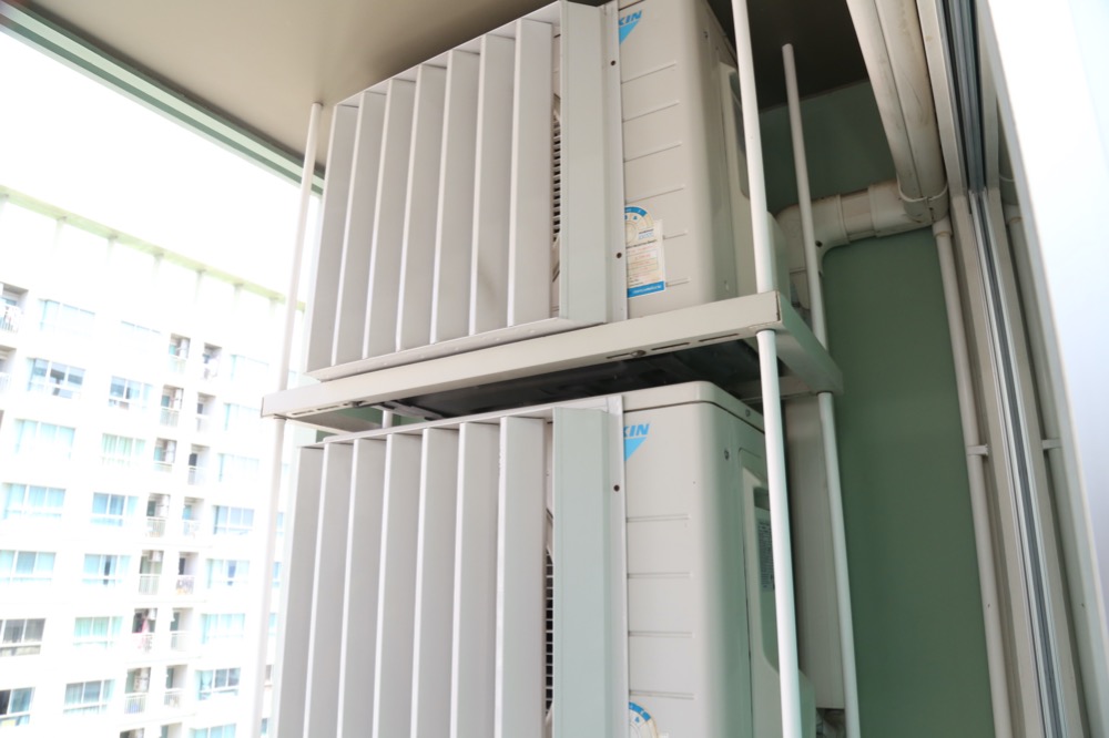 ให้เช่าคอนโดพระราม 3 สาธุประดิษฐ์ : - ให้เช่า - 2 ห้องนอน (combined) 2 ที่จอดรถ 53 ตรม ห้องสวยพร้อมอยู่ / ลุมพินีพาร์คริเวอร์ไซด์ พระราม 3