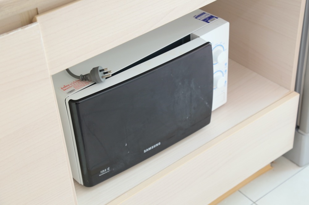 ให้เช่าคอนโดพระราม 3 สาธุประดิษฐ์ : - ให้เช่า - 2 ห้องนอน (combined) 2 ที่จอดรถ 53 ตรม ห้องสวยพร้อมอยู่ / ลุมพินีพาร์คริเวอร์ไซด์ พระราม 3