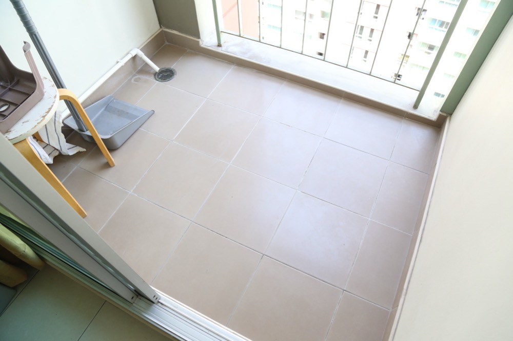 ให้เช่าคอนโดพระราม 3 สาธุประดิษฐ์ : - ให้เช่า - 2 ห้องนอน (combined) 2 ที่จอดรถ 53 ตรม ห้องสวยพร้อมอยู่ / ลุมพินีพาร์คริเวอร์ไซด์ พระราม 3