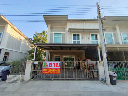 ขายทาวน์โฮมพระราม 2 บางขุนเทียน : ขาย ทาวน์โฮม หลังมุม บ้านสวยน่าอยู่ หมู่บ้านพฤกษาวิลล์80 118 ตรม. 28.9 ตร.วา ใกล้เซ็นทรัลพระราม2