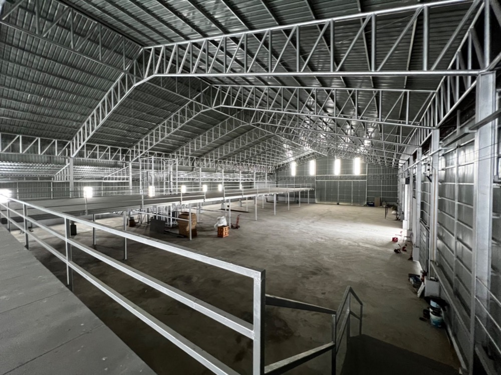 ขายโกดังอยุธยา : ขายด่วน โกดังพร้อมที่ดิน เสร็จใหม่ เนื้อที่ 7 ไร่ 3 งาน 67 ตรว