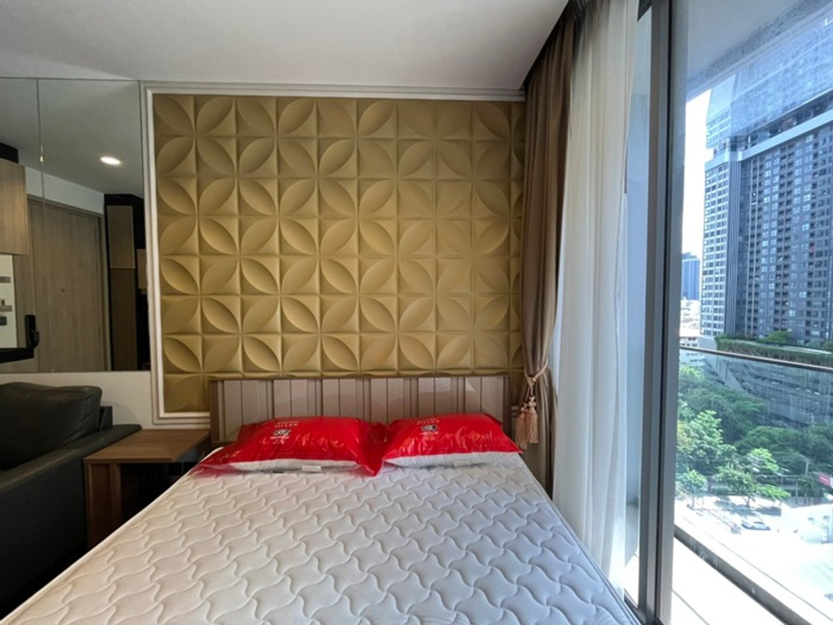 For SaleCondoRatchathewi,Phayathai : 📢📢For Rent/Sell Condo The Line Ratchathewi, luxury condo in the heart of the city, convenient transportation, near BTS Station, 28 sq.m., new room, beautiful built-in furniture + complete electrical appliances Urgent!! Only 19000 (loss of 6.25 million bah