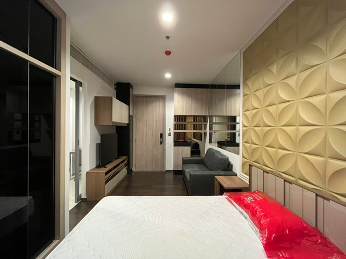 For SaleCondoRatchathewi,Phayathai : 📢📢For Rent/Sell Condo The Line Ratchathewi, luxury condo in the heart of the city, convenient transportation, near BTS Station, 28 sq.m., new room, beautiful built-in furniture + complete electrical appliances Urgent!! Only 19000 (loss of 6.25 million bah