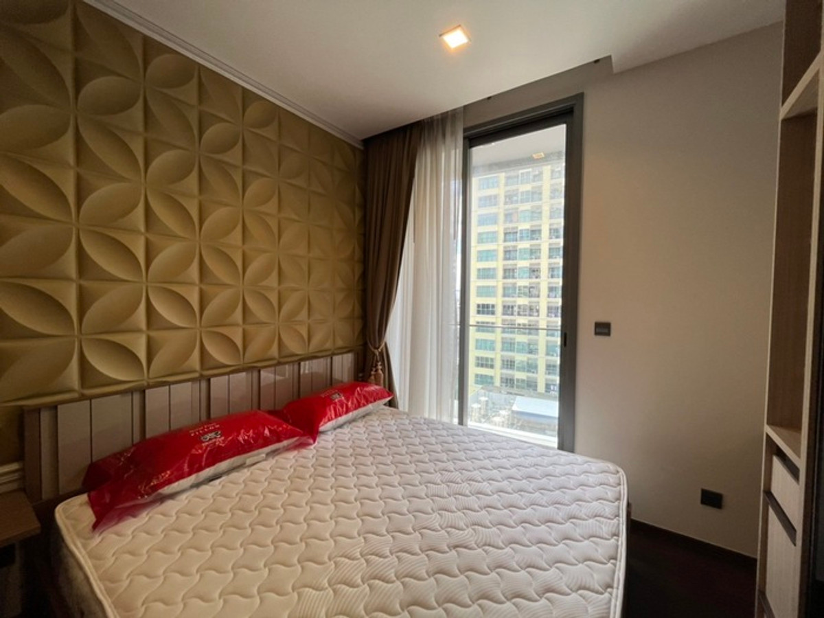 For SaleCondoRatchathewi,Phayathai : 📢📢For Rent/Sell Condo The Line Ratchathewi, luxury condo in the heart of the city, convenient transportation, near BTS Station, 28 sq.m., new room, beautiful built-in furniture + complete electrical appliances Urgent!! Only 19000 (loss of 6.25 million bah