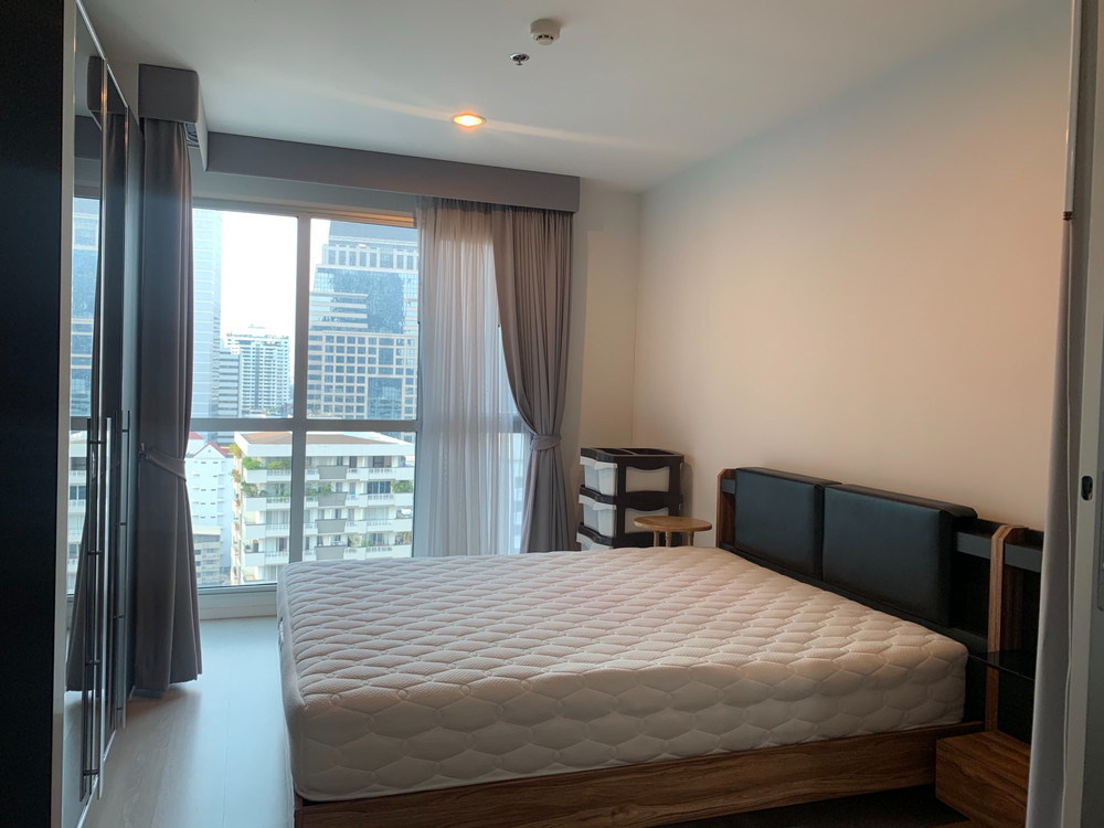For RentCondoSathorn, Narathiwat : for rent Rhythm sathorn naratiwas 1 bed super deal!! ❤️