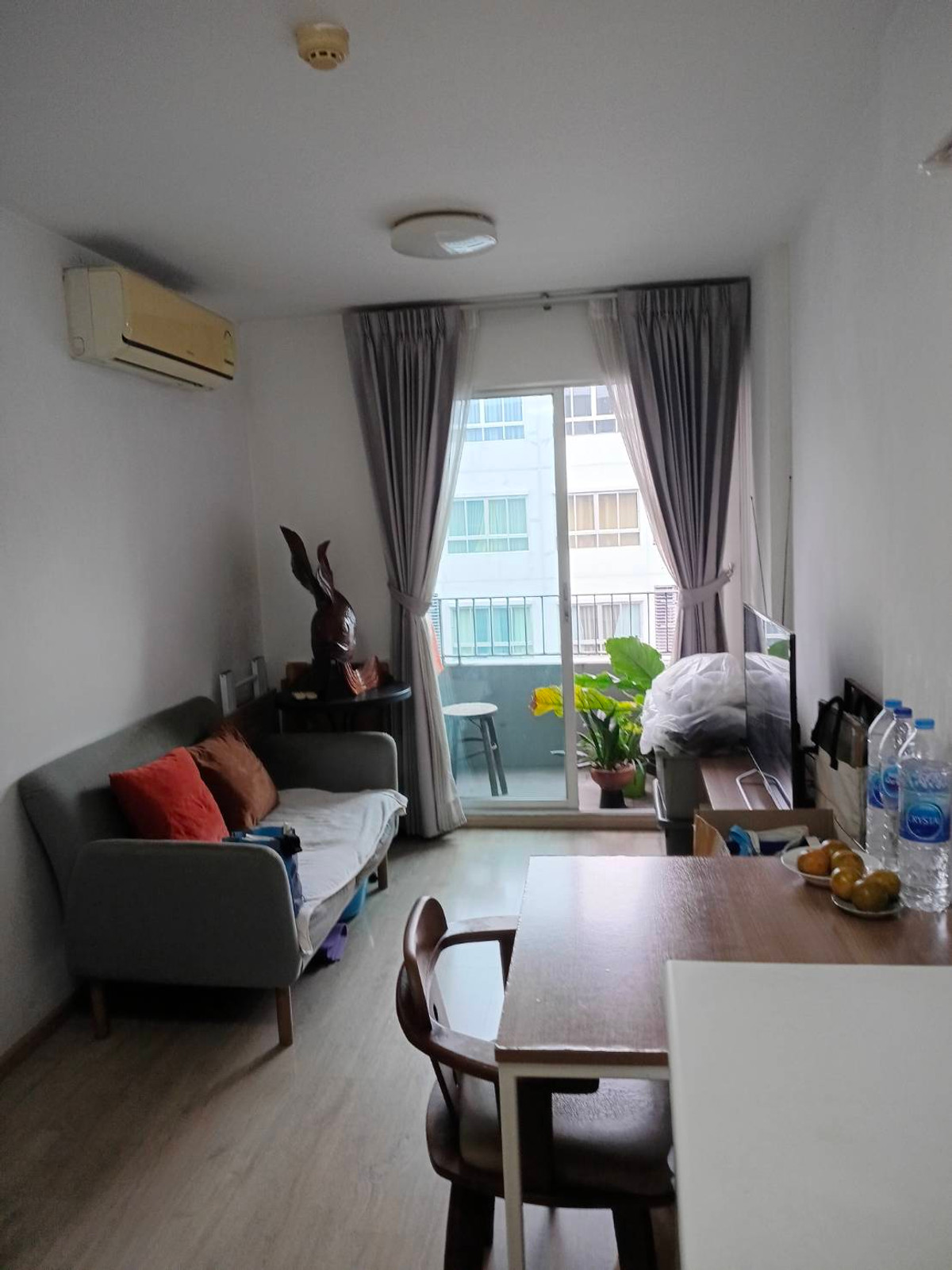 ขายคอนโดอ่อนนุช อุดมสุข : เอลลิโอ สุขุมวิท 64 วิวสระว่ายน้ำ ราคาพิเศษ 1.95ล้าน จองด่วน!!!