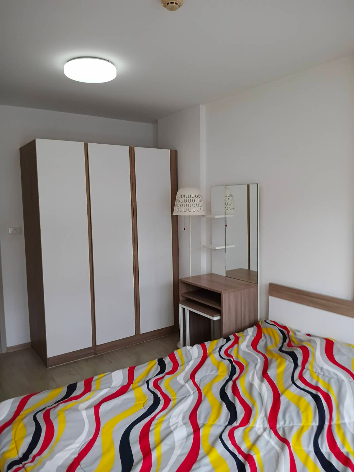 ขายคอนโดอ่อนนุช อุดมสุข : เอลลิโอ สุขุมวิท 64 วิวสระว่ายน้ำ ราคาพิเศษ 1.95ล้าน จองด่วน!!!