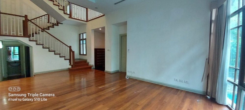 ให้เช่าบ้านอ่อนนุช อุดมสุข : Baan sansiri sukhumvit 67 for rent