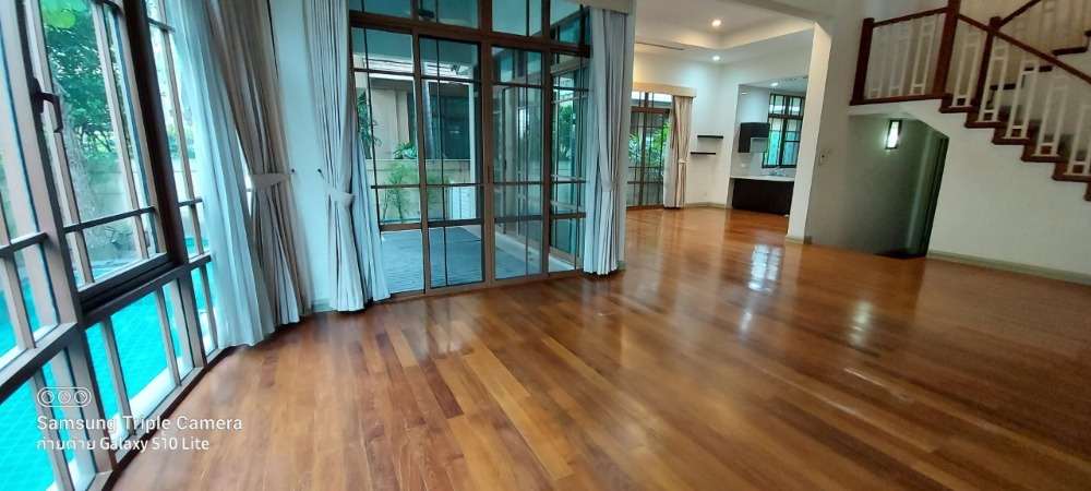 ให้เช่าบ้านอ่อนนุช อุดมสุข : Baan sansiri sukhumvit 67 for rent