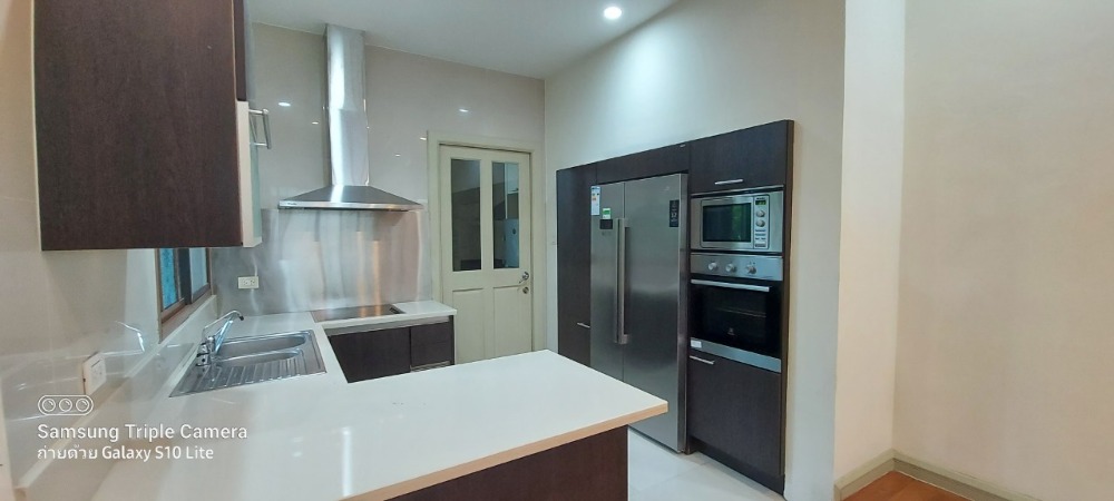 ให้เช่าบ้านอ่อนนุช อุดมสุข : Baan sansiri sukhumvit 67 for rent