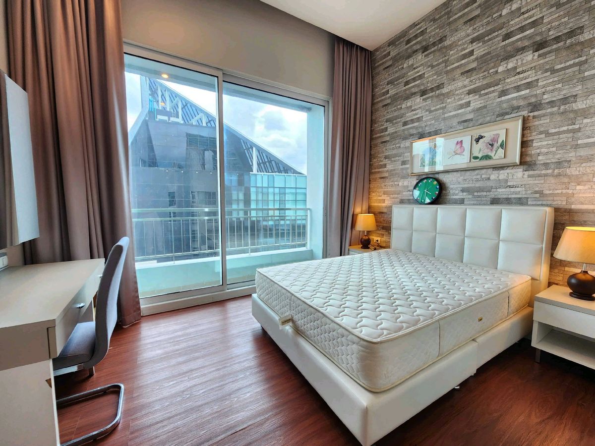 ให้เช่าคอนโดพระราม 9 เพชรบุรีตัดใหม่ RCA : Condo Circle Phetchaburi 36 near MRT Phetchaburi, BTS Nana and Nana Nuea Pier