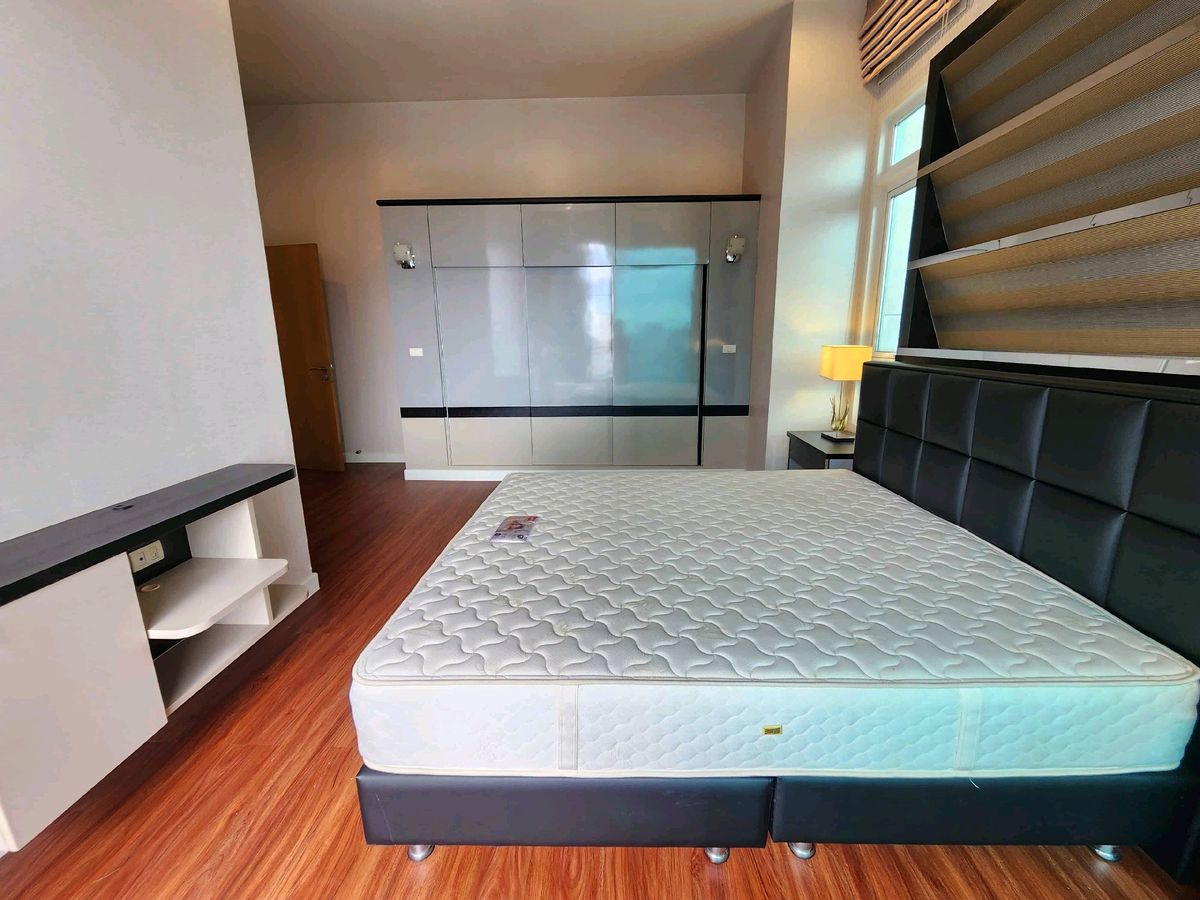 ให้เช่าคอนโดพระราม 9 เพชรบุรีตัดใหม่ RCA : Condo Circle Phetchaburi 36 near MRT Phetchaburi, BTS Nana and Nana Nuea Pier