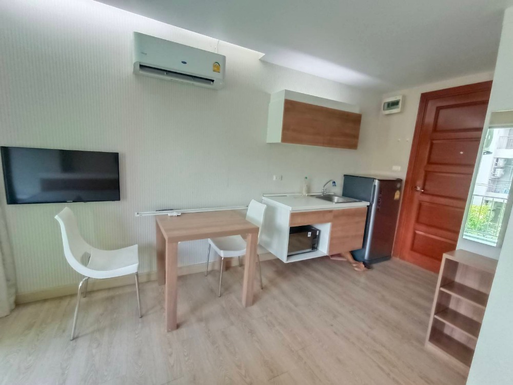 ให้เช่าคอนโดรัชดา ห้วยขวาง : ให้เช่าคอนโด เอมเมอรัลด์ เรสซิเดนท์ รัชดาชั้น 4 ตึก C ขนาด 23 ตร.ม สตูดิโอ 1 ห้องน้ำ #1995#