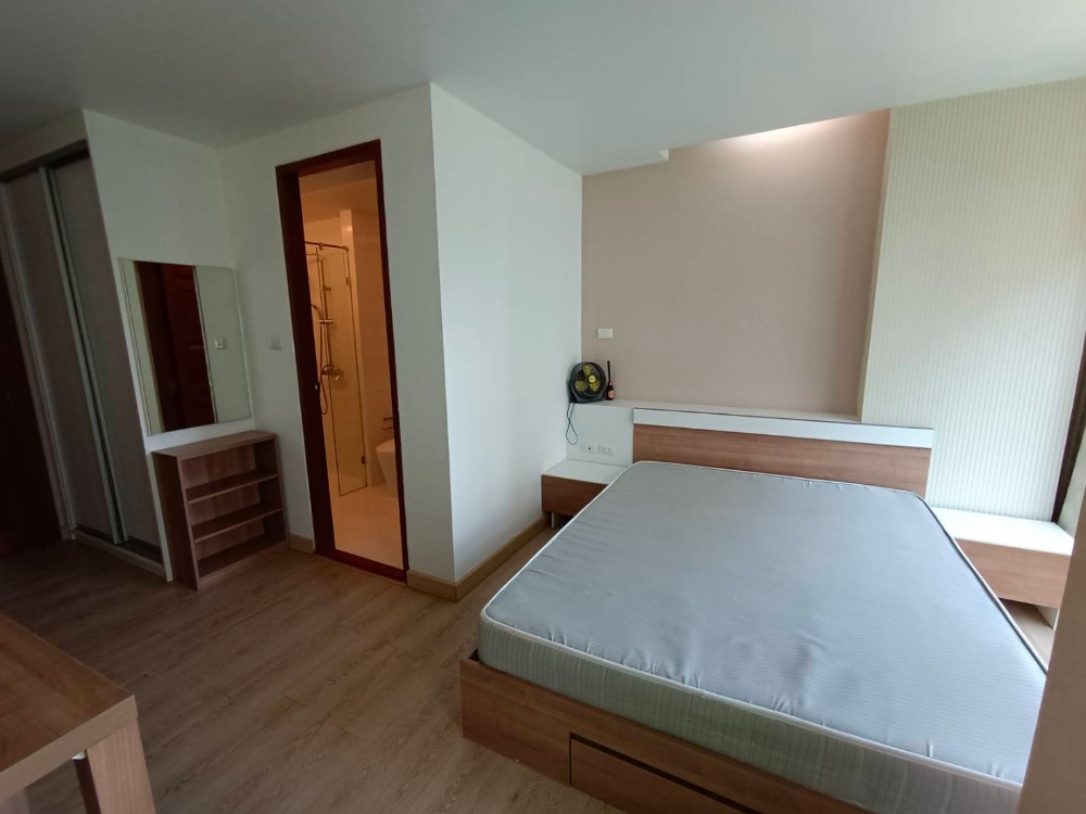 ให้เช่าคอนโดรัชดา ห้วยขวาง : ให้เช่าคอนโด เอมเมอรัลด์ เรสซิเดนท์ รัชดาชั้น 4 ตึก C ขนาด 23 ตร.ม สตูดิโอ 1 ห้องน้ำ #1995#