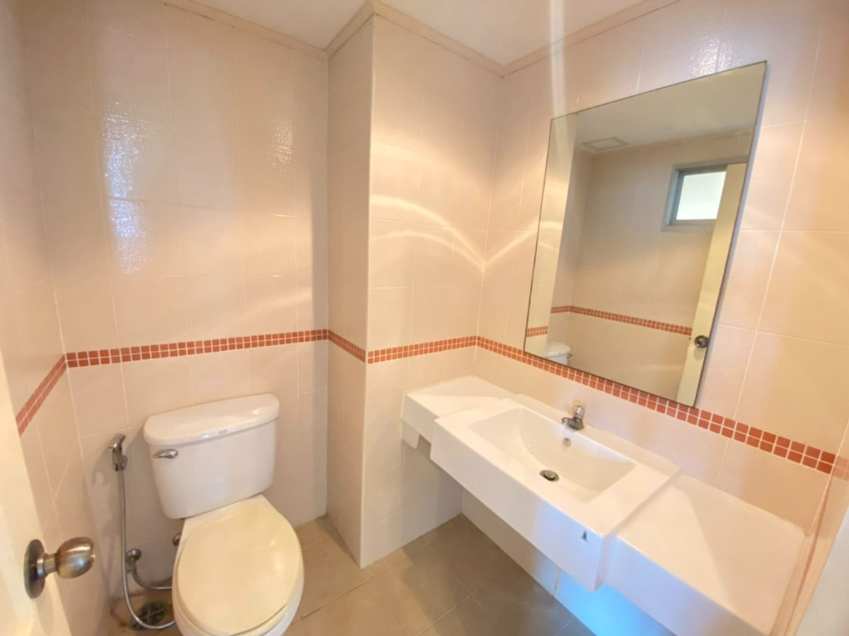 For SaleCondoRamkhamhaeng, Hua Mak : ✅ S-LP44121 ✅ Line : @p2nproperty