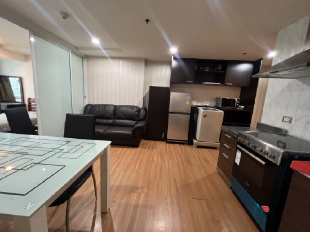 ให้เช่าคอนโดนานา : for rent Trendy 2 bed 2 bath super deal !! ❤️