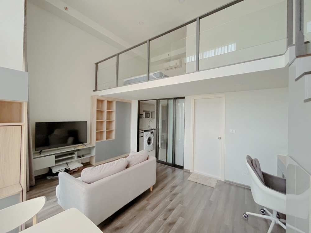 For RentCondoRama9, Petchburi, RCA : (READY MOVE NOW!!) ✅️Duplex 1 Bedroom 40 sq.m. Knightsbridge Space Rama 9, Rama 9 and MRT Rama 9 Intersection
