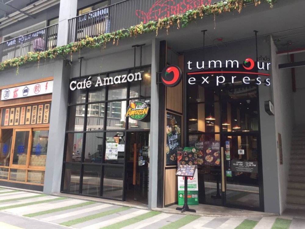 For RentCondoOnnut, Udomsuk : 🔥For Rent Now! 🔥Rhythm 44/1, 2 bedrooms, 2 bathrooms. Fully furnished and equipped with appliances. Ready to move in. Conveniently located just 100 meters from BTS Phra Khanong. ❗