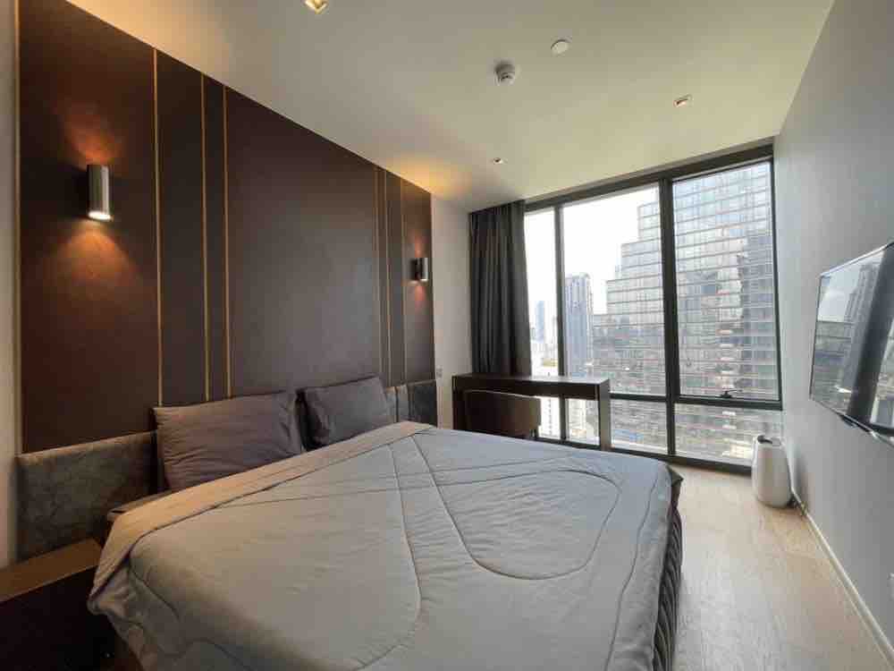 ให้เช่าคอนโดสีลม ศาลาแดง บางรัก : For rent Ashton Silom 2 bedrooms high floor Mahanakorn Tower view