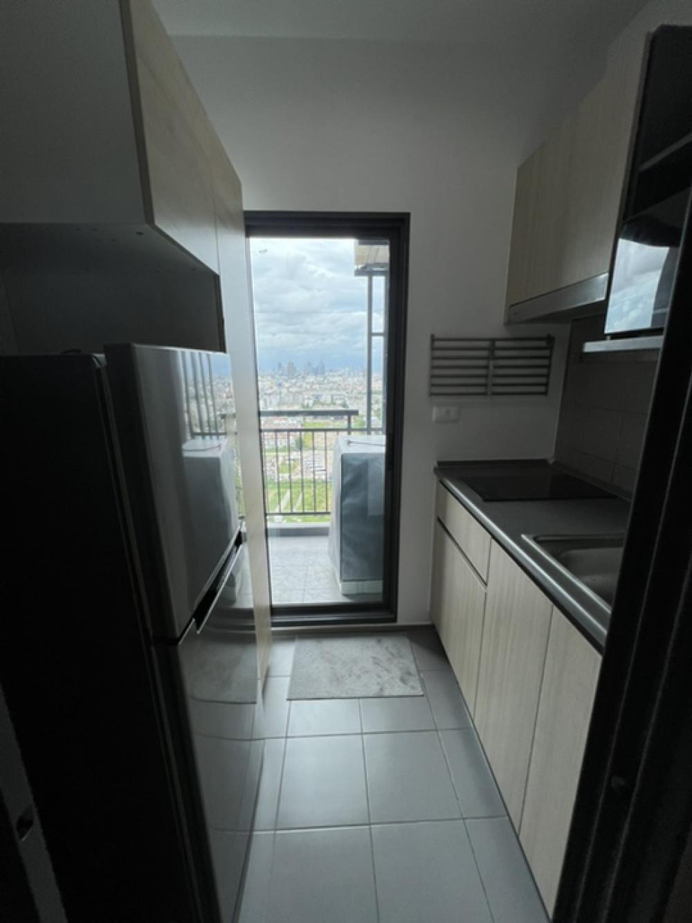 For SaleCondoSamut Prakan,Samrong : [Urgent] Owner Sale Condo IDEO Sukhumvit 115 near BTS Pu Chao and full finished furniture