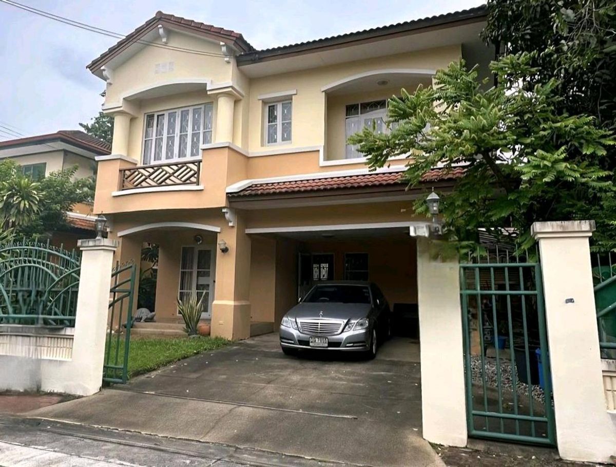 For RentHouseNawamin, Ramindra : For rent! Urgent 2-story detached house 64 sq m. Manthana project, only 1 kilometer from Ramintra 109 Road, near Fashion Island.