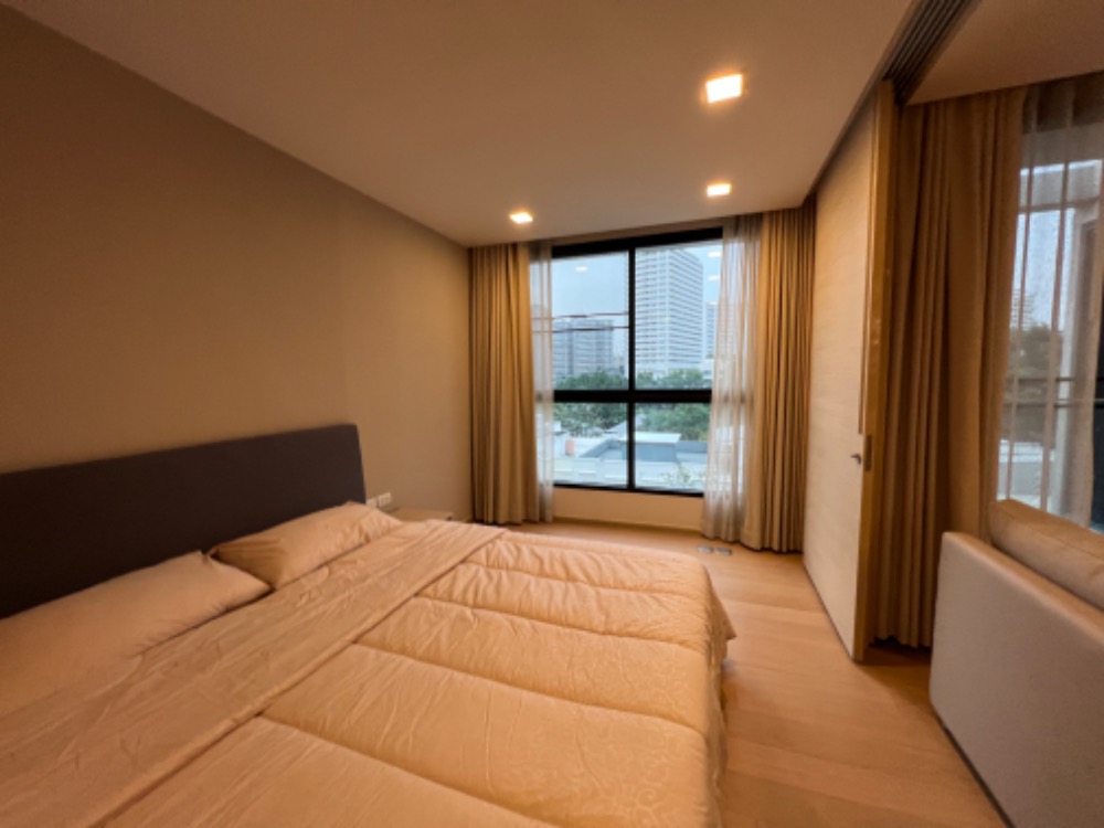 ให้เช่าคอนโดสุขุมวิท อโศก ทองหล่อ : for rent Liv @ 49 1 bed special deal !! 🌈
