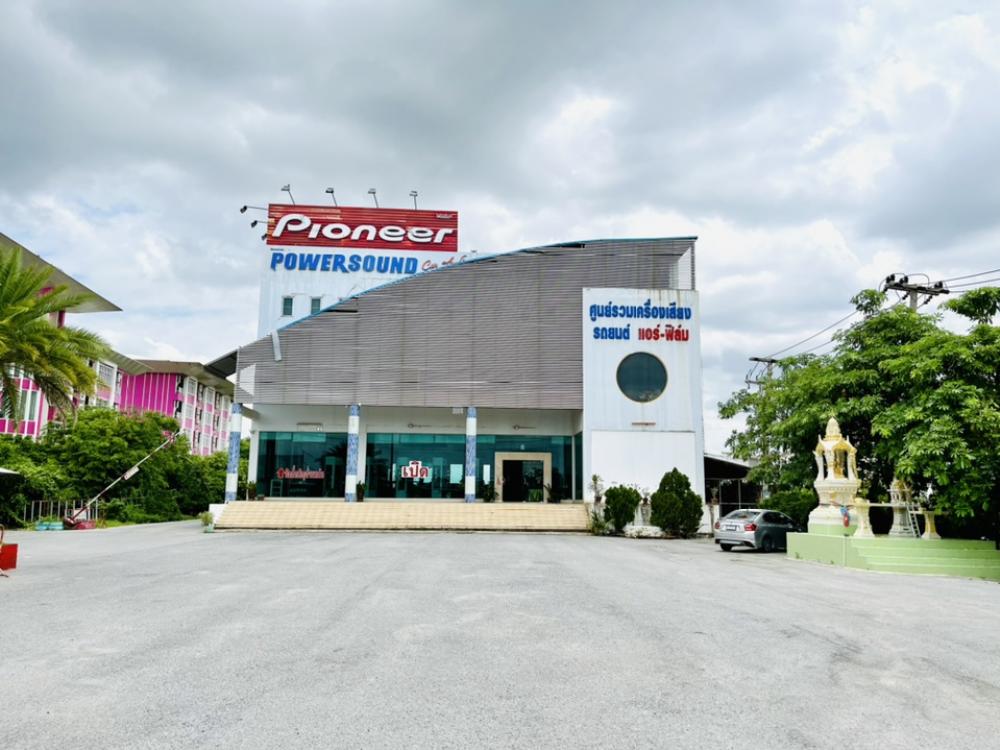 For SaleLandAyutthaya : Land for sale with buildings, 5 rai, in the middle of Ayutthaya city, next to a 4-lane main road, Khlong Suan Phlu