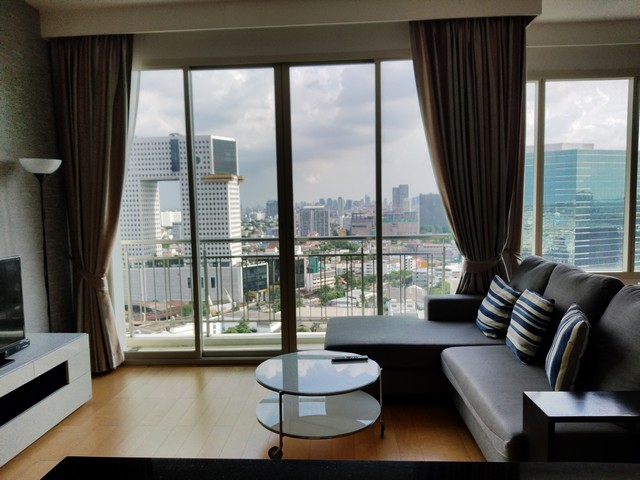 For RentCondoKasetsart, Ratchayothin : Condo Wind Ratchayothin is a high rise condo near BTS Ratchayothin.