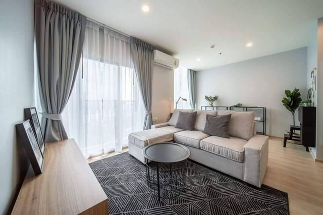 ให้เช่าคอนโดรัชดา ห้วยขวาง : Condo Noble Revolve Ratchada 2, ready to move in, fully furnished, near MRT Thailand Cultural Center