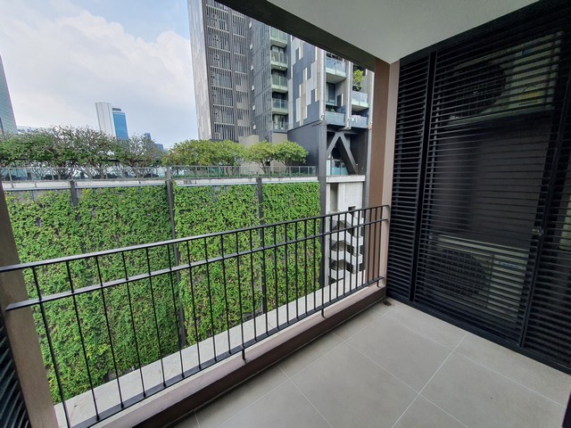 ให้เช่าคอนโดสาทร นราธิวาส : Condo The Hudson Sathorn 7 in the heart of Sathorn. It is a 12-storey condo project