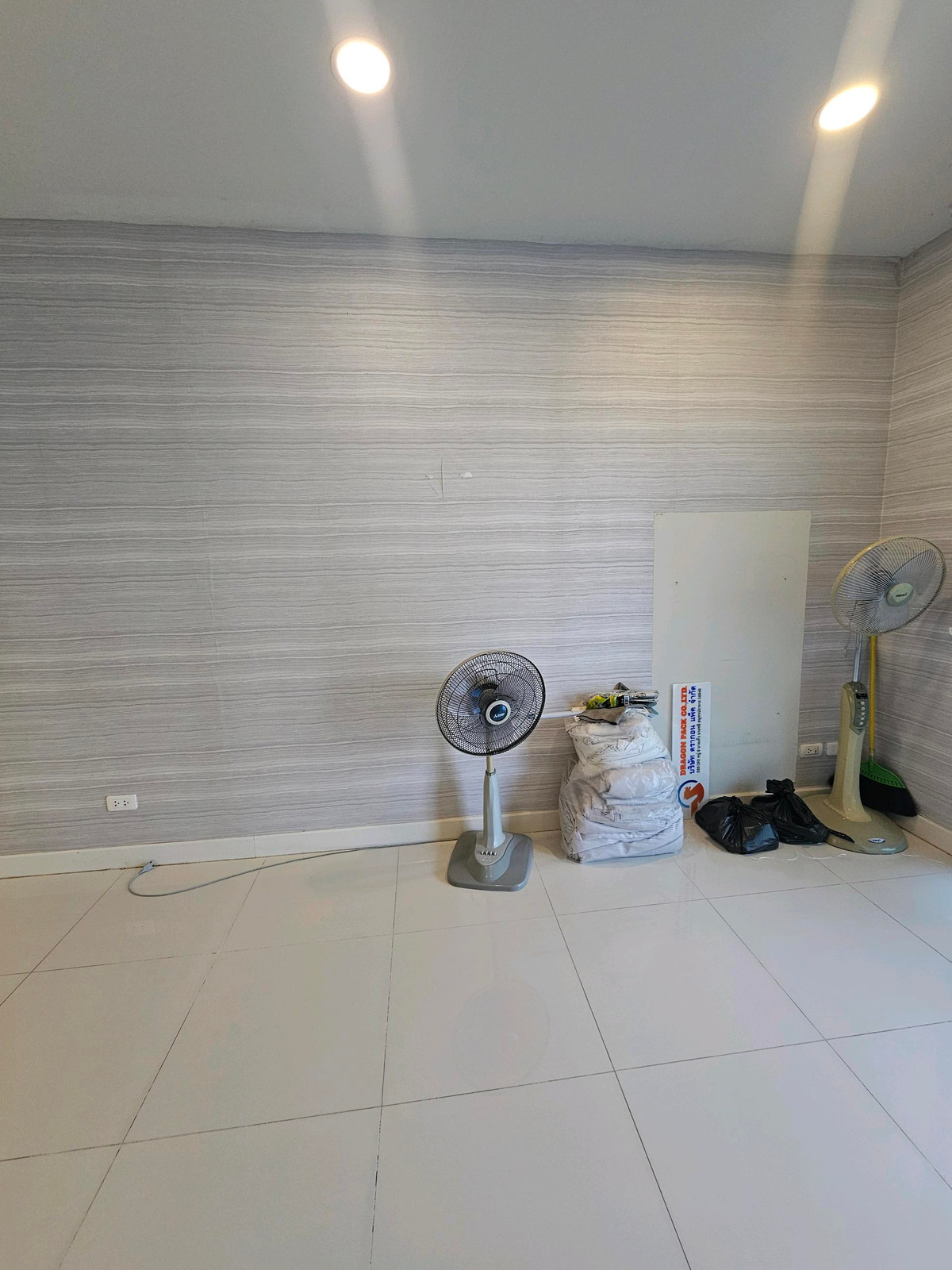 For SaleTownhomeBangna, Bearing, Lasalle : Britannia Mega Town Bangna Bang Kaeo Bua Nakarin Mega Bangna Srinakarin