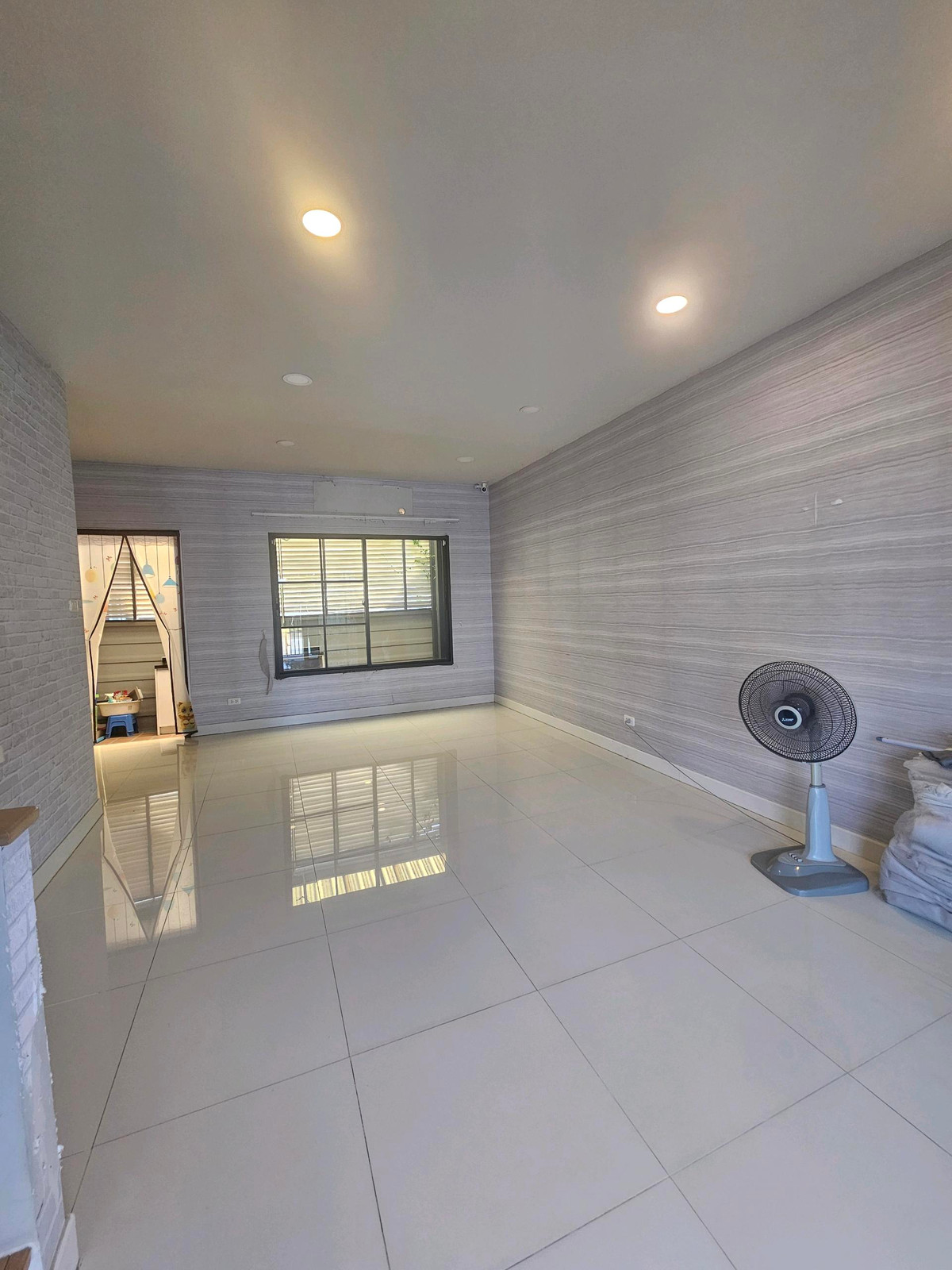 For SaleTownhomeBangna, Bearing, Lasalle : Britannia Mega Town Bangna Bang Kaeo Bua Nakarin Mega Bangna Srinakarin